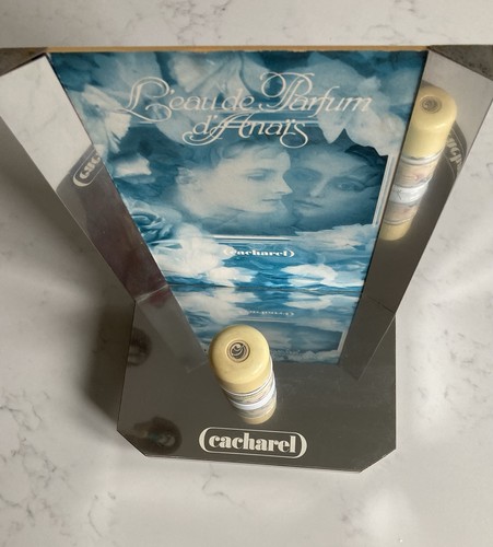 Display bottle original - of,