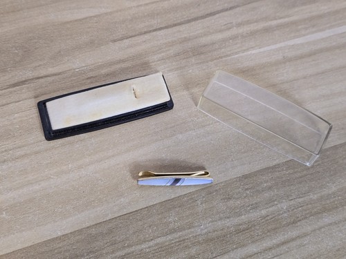 Vintage mid century - mid, gold