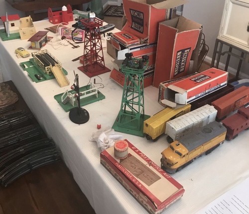 Vtg lionel post - post, war