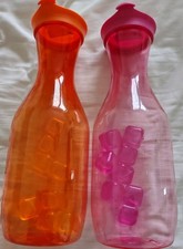 CARAFE & ICE CUBES Reusable Plastic Lemonade Juice Drinkware Tableware Pitcher