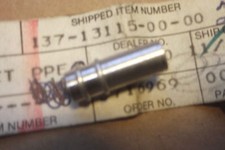 YAMAHA IT250 IT400 YZ465 NOS CRANKCASE SUCTION PIPE CONNECTOR - # 137-13115-00