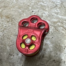 DMM Triple Attachment Hitch Climber Pulley for Arborist and Tree Surgeon