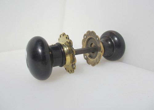 Victorian wooden door knobs - victorian,
