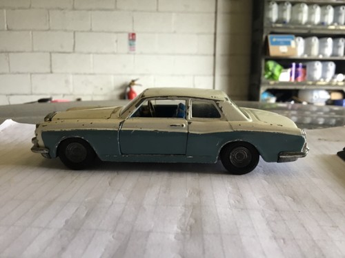 Corgi toys rolls royce - toys,