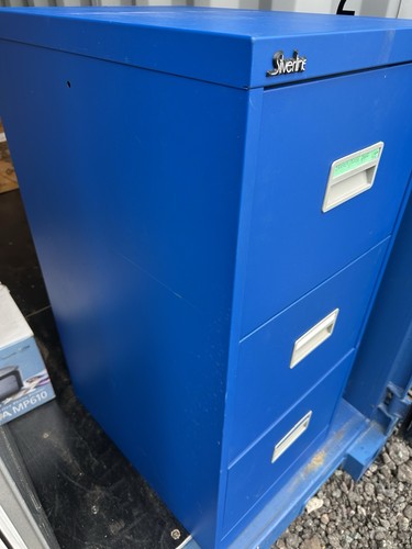 Silverline filing cabinet - filing,
