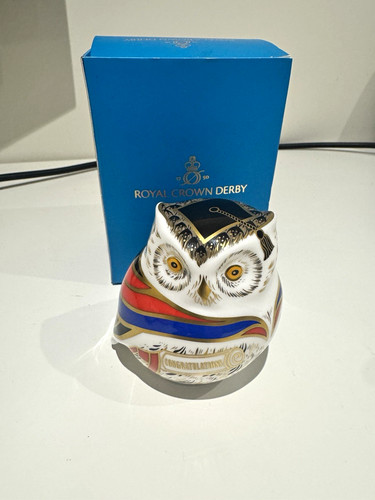Royal crown derby wise - royal,