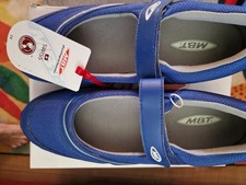 Ladies MBT Physiological Toning Shoes. Size Uk8. Easy Fastening In Box