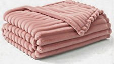 Large Ribbed Faux Fur Warm