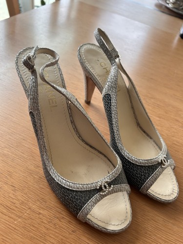 Authentic chanel peep toe - chanel, peep-toe