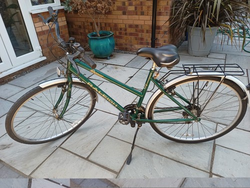 Ladies bicycle raleigh pioneer - bicycle,