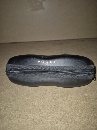 Vogue glasses case black - vogue, zip