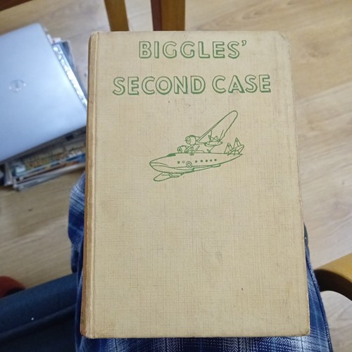 Biggles second case capt we - case,