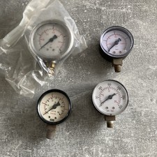 4 Air Pressure Gauges