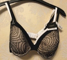 New Next Size 32C Holly Pack