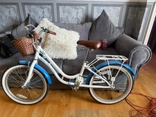 Girls Shopper Bike With Basket