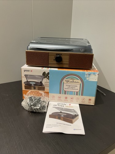 Retro groov stereo turntable - retro,