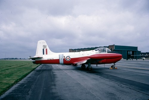Raf jet provost xp671 at - xp671,,