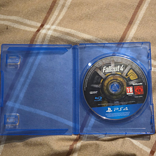 Bethesda fallout ps4 - 4,