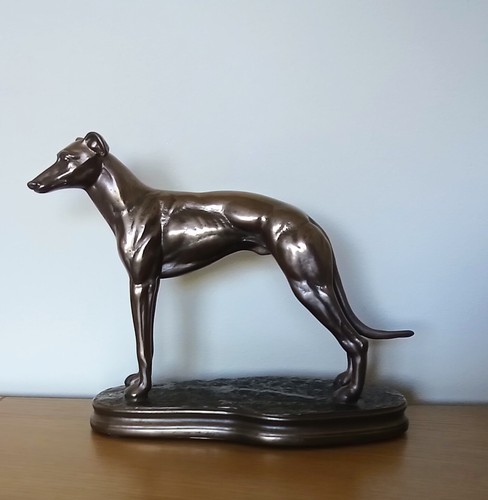 Beacuhamp bronzed effect resin - beacuhamp,