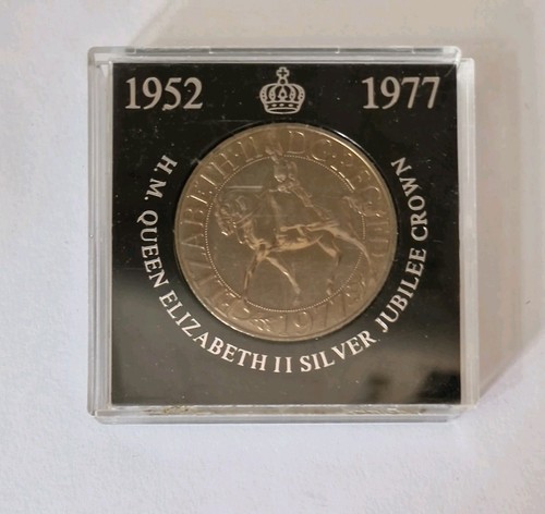 Queen elizabeth ii - h.m.,