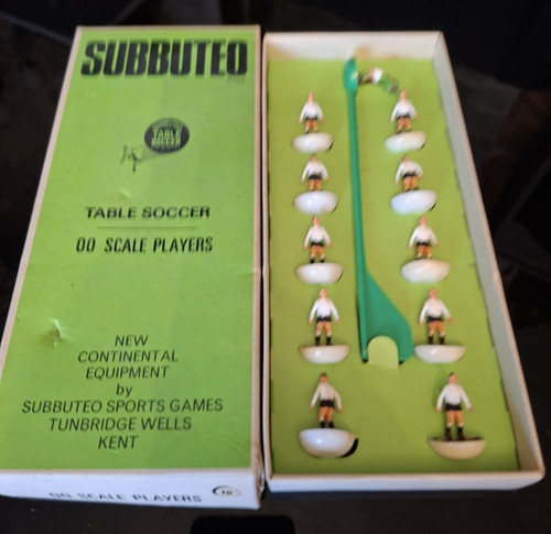 Subbuteo fulham derby ref - subbuteo, 10