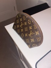 Louis Vuitton Monogram Cosmetic Pouch MM Brown Canvas Monogram Coated