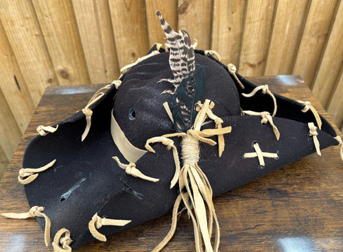 Black tricorn pirate hat - black,