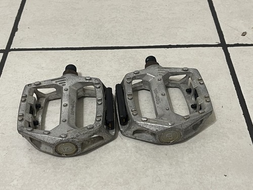 550 pedals fits - vp-550, 9/16”pedals