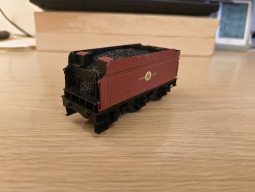 Hornby hogwarts castle tender - castle,