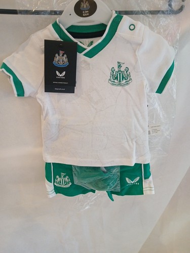 Newcastle united away kit - newcastle,