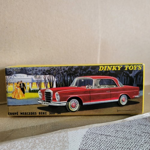 Empty box dinky toys - empty,