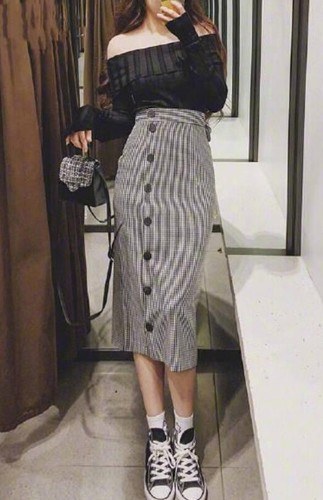 Black white dogtooth check - black, &