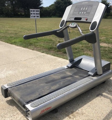 Life fitness treadmill - life,