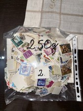 250G WORLD WIDE KILOWARE. GREAT COLLECTION ALL OFF PAPER. LOTS COUNTRIES/TOPICS