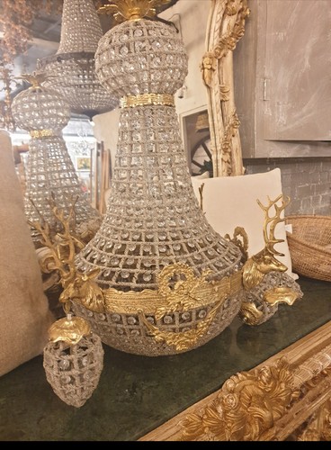 Unique vintage important style