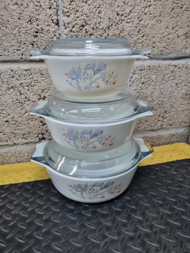 Vintage pyrex blue - vintage, iris