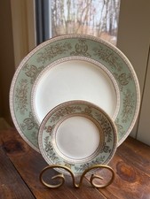 2 Wedgewood Gold Columbia Sage
