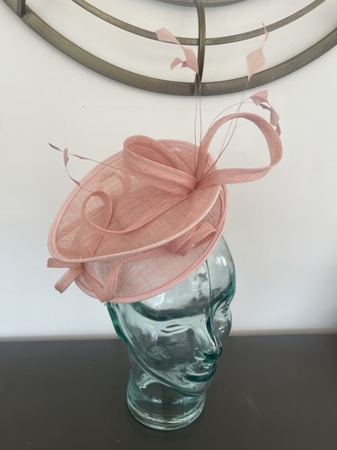 Chalk pink fascinator new - chalk,
