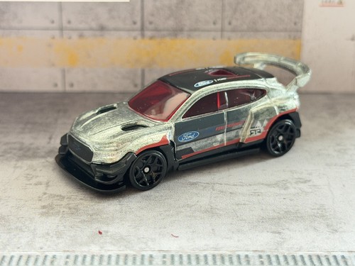Hot wheels ford - mustang, e