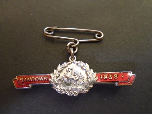 Sandown horse race - , badge