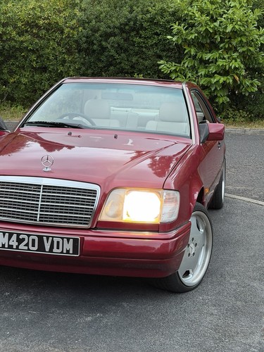 Mercedes benz e220 w124 - mercedes,