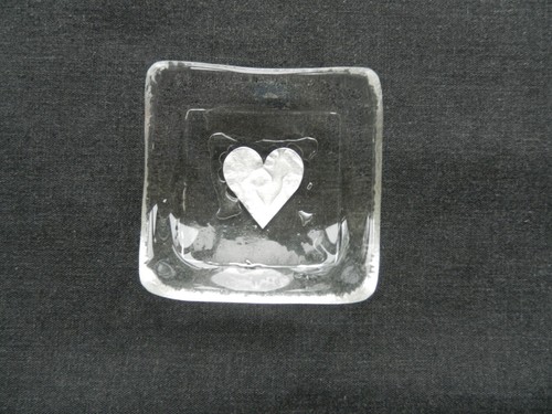 Downs glass heart design - jo,