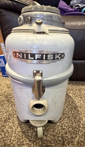 Vintage nilfisk ga71 vacuum - ga71,