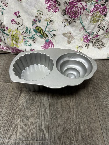 Nordic ware usa giant cupcake - nordic,