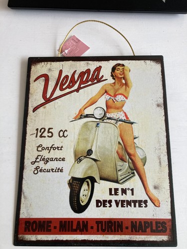 Vespa antique style metal