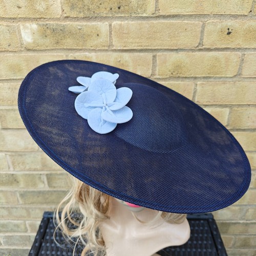 Navy blue white - flower, wide