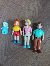 Little Tikes  Dollhouse Family