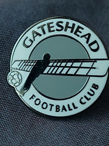 Gateshead pin badge - gateshead, fc