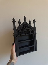 Cathedral shelf, For
