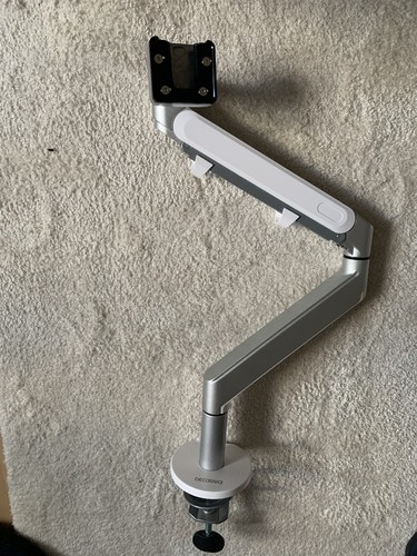 Adjustable single monitor - adjustable, desk